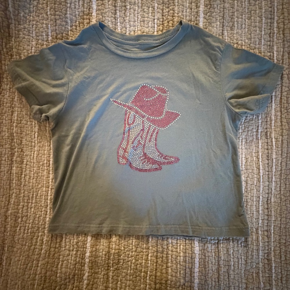 Goodie Two Sleeves‎ Rhinestone Cowgirl Hat Boots Graphic Tee Sage Green Medium